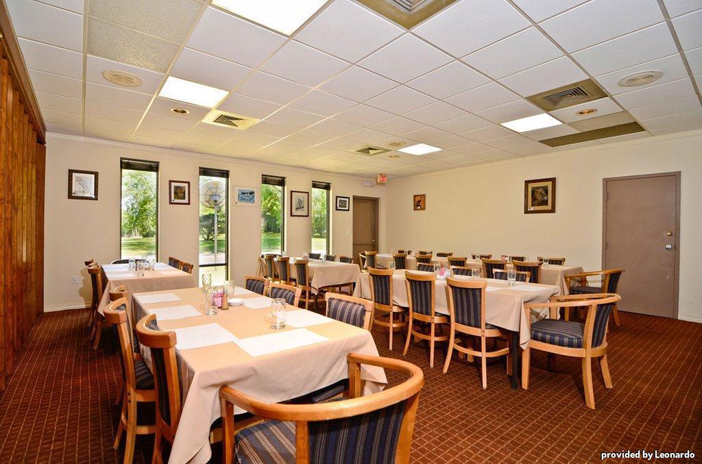 Best Western Crossroads Inn DeFuniak Springs Affari foto